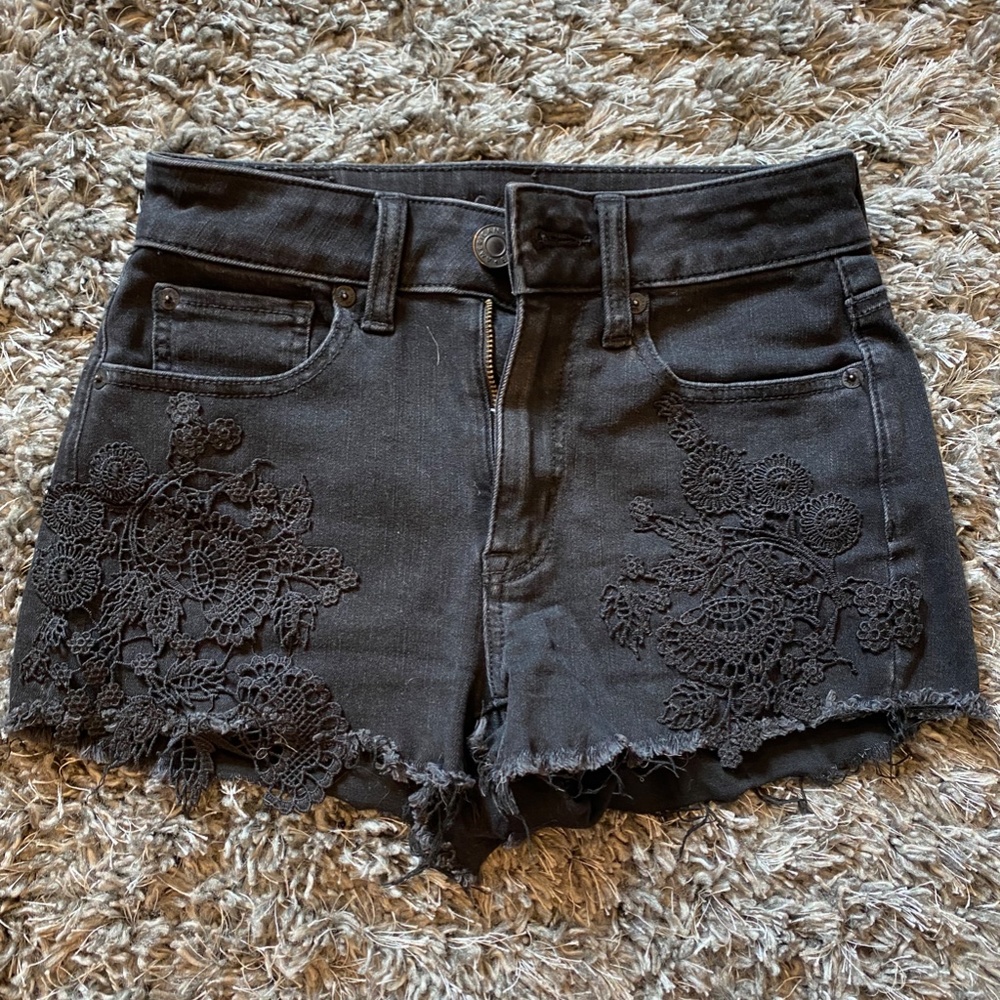 American Eagle, size 00, high waisted, super stretch, denim, short shorts.
